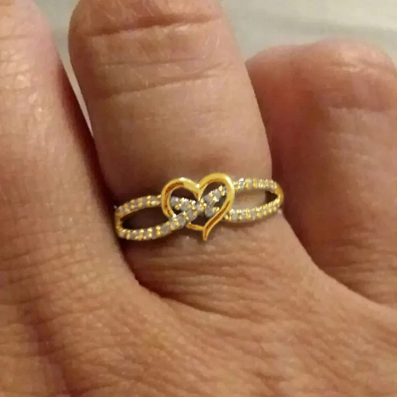 Huitan Graceful Silver Color/Gold Color Heart Ring Lady Engagement Accessories with Bright Zirconia Bridal Wedding Band Jewelry