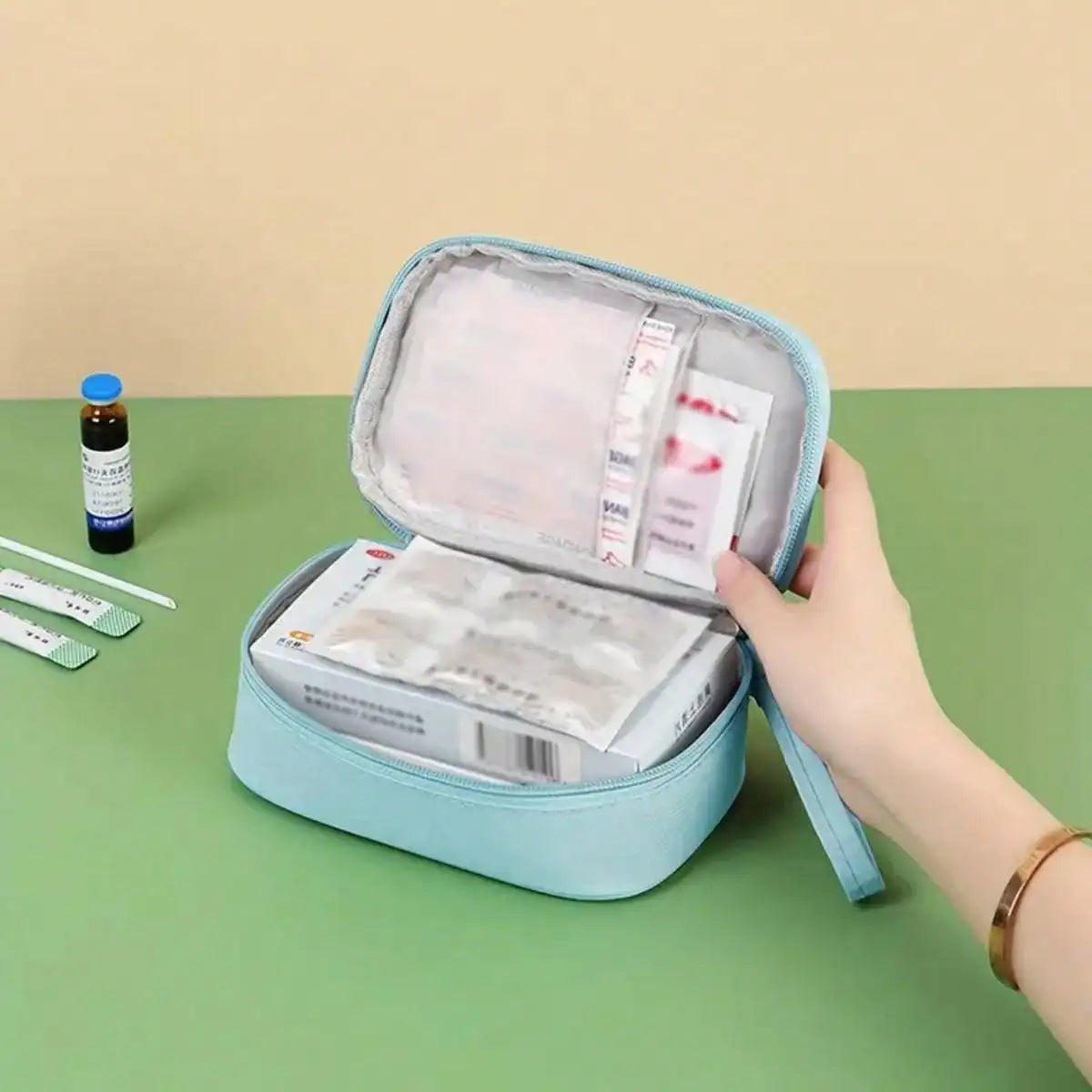 Portable First Aid Kit, Emergency Medical Pouch for Home Travel Camping Car Office, Lightweight & Durable Medicine Storage Bag