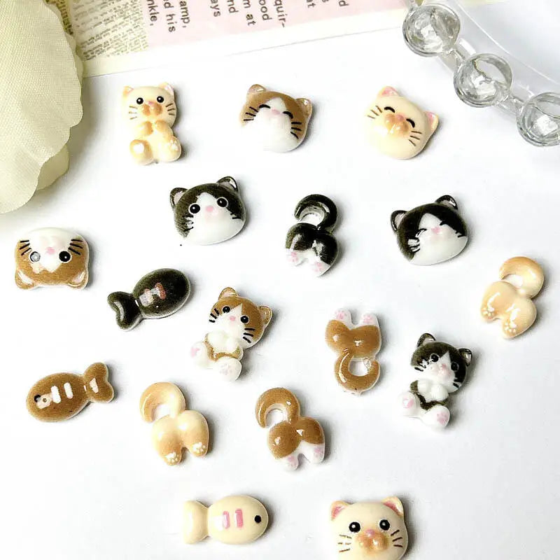 20Pcs Cartoon Cute Cat Head Butt Nail Art Charms Luminous Painting Small Fish Cat Resin Nail Decorations for DIY Hairpin Nails
