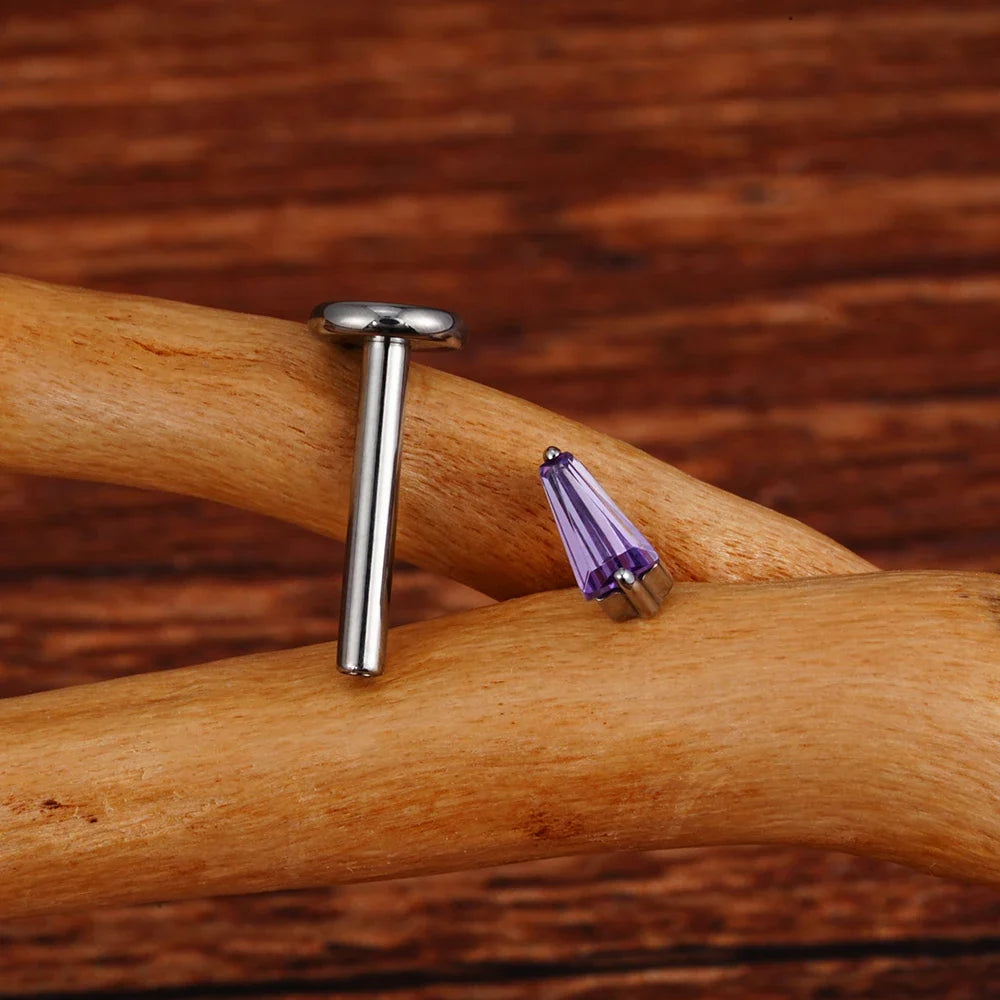 Right Grand ASTM F136 Titanium 16G Trapezoid CZ Labret Stud Earring Geometric Tragus Helix Cartilage Ear Lobe Piercing