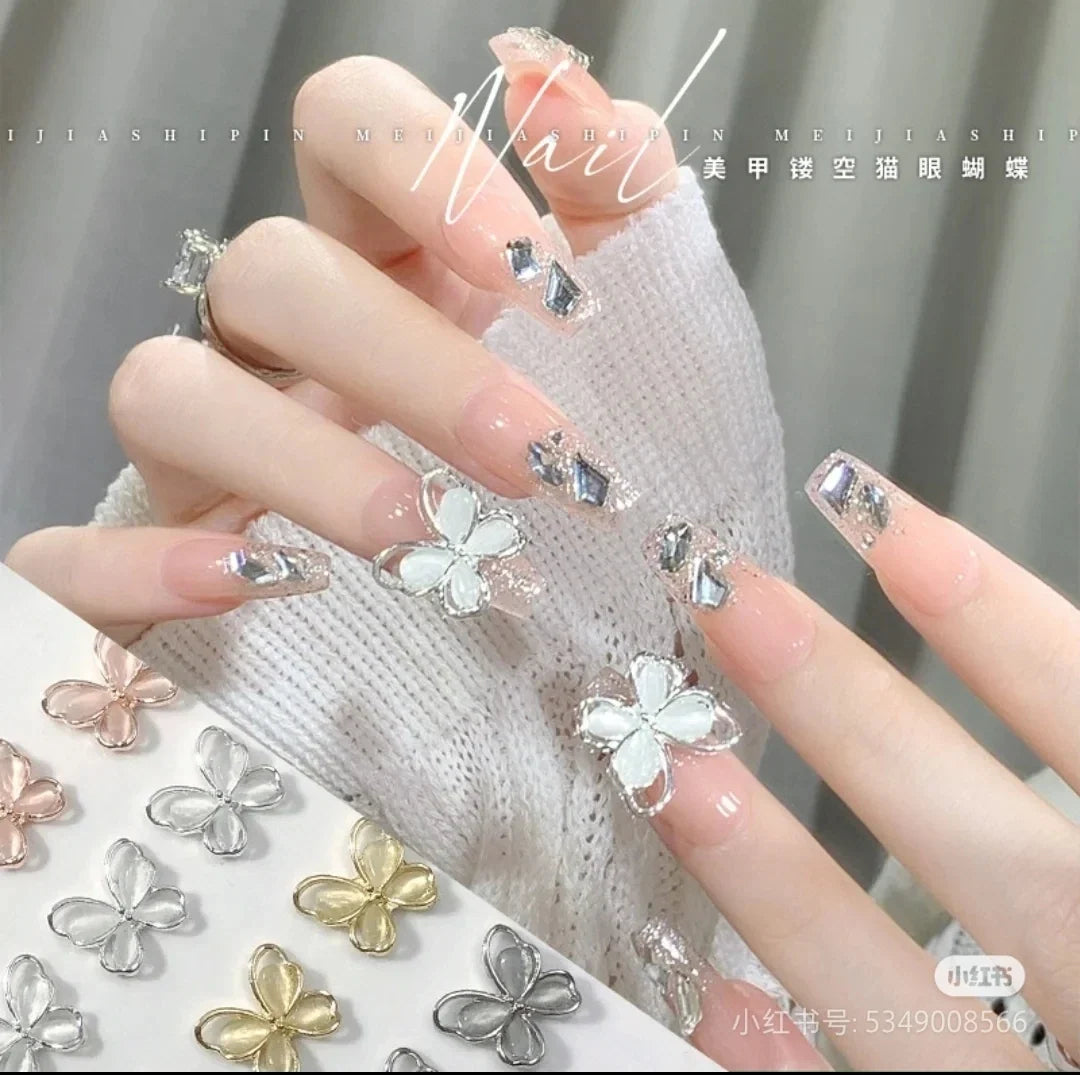 10Pcs 3D Hollow Cat Eye Butterfly Nail Art Charms Gold/Silver Inlaid Gem Crystal Butterfly Rhinestones DIY Alloy Manicure Decor