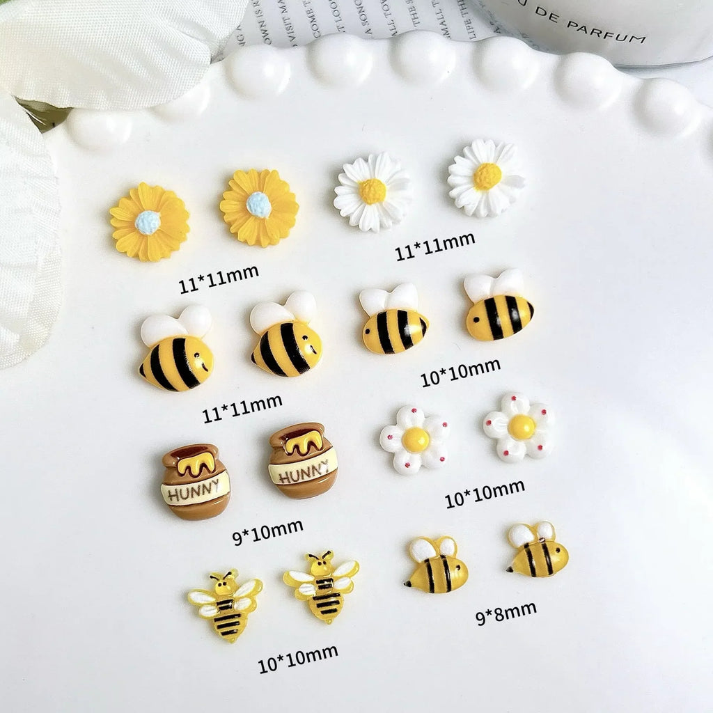 30PCS 3D Cartoon Cute Yellow Bee Nail Art Charms Creative Chubby Honey Can Sunflower Daisy Resin Nail Decorations for DIY Nails