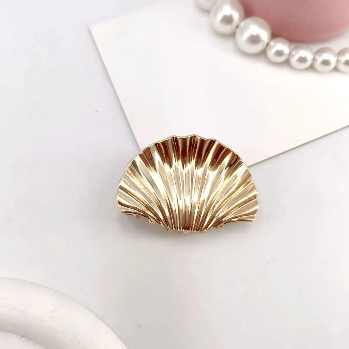 1/2 PCS Metal Irregular Texture Shell Shape Hair Claw Clips for Women Girls Hairclip Ponytail Hair Pins Fashion Hair Accessories